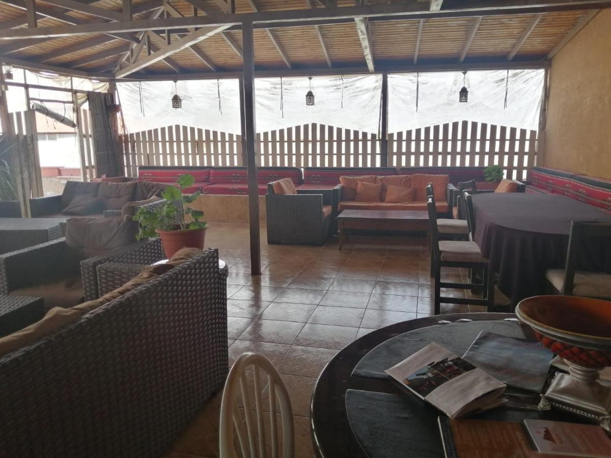 بيت شباب Student House مادابا المظهر الخارجي الصورة